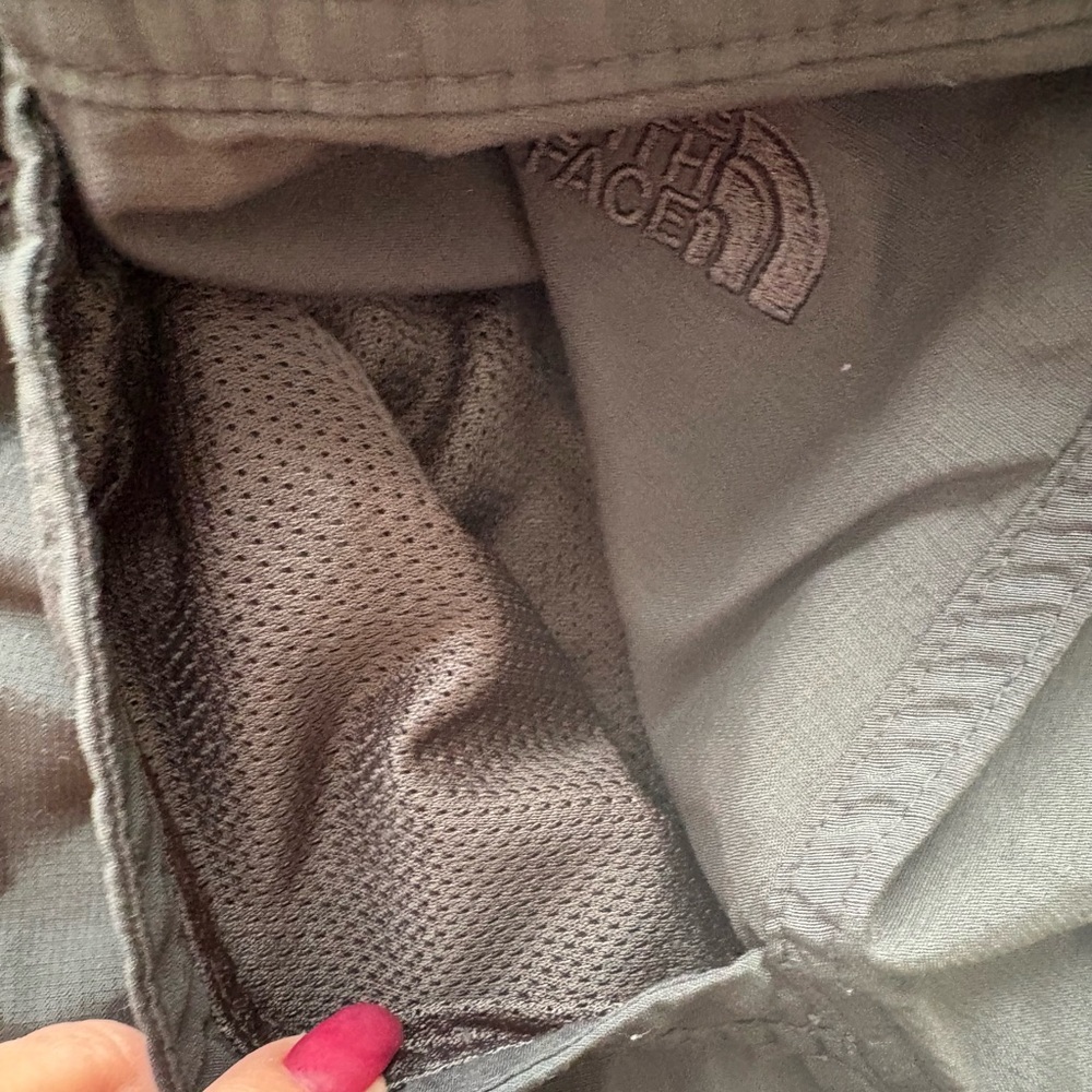 The North Face Women's Active Cargo Skirt - Size 12 Fantastic Condition - Picture 7 of 12